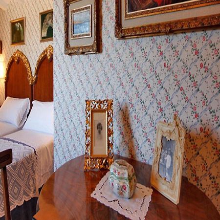 Pensjonat La Casa De Sebastian Valderrobres Pokój zdjęcie