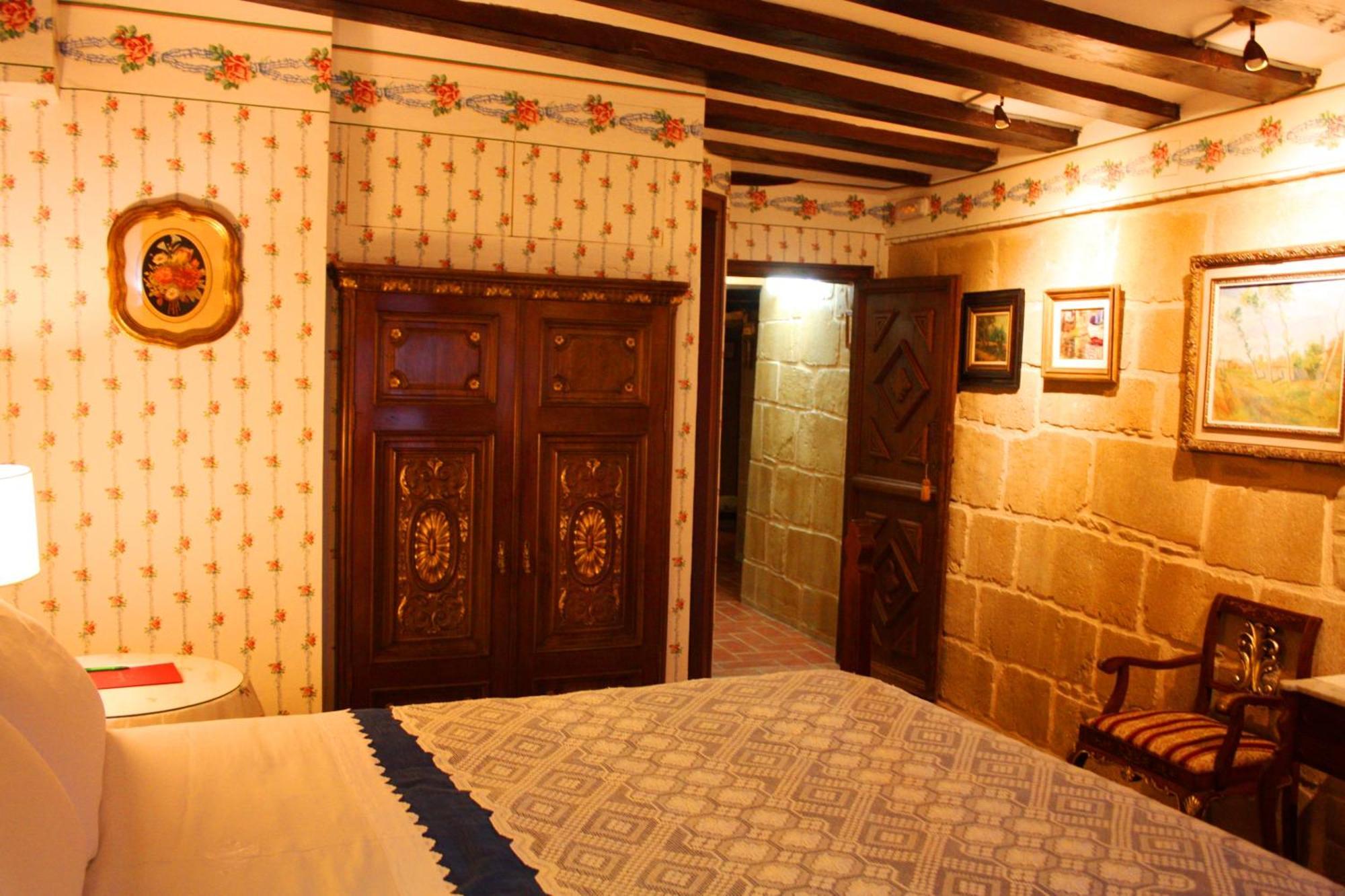 Pensjonat La Casa De Sebastian Valderrobres Pokój zdjęcie